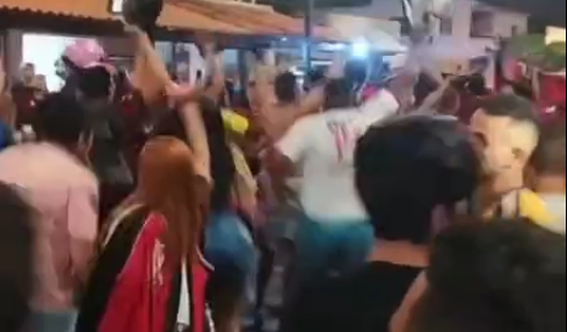 Vídeo. Apesar de alta taxa de ocupação hospitalar, torcedores desrespeitam distanciamento social em Arapiraca