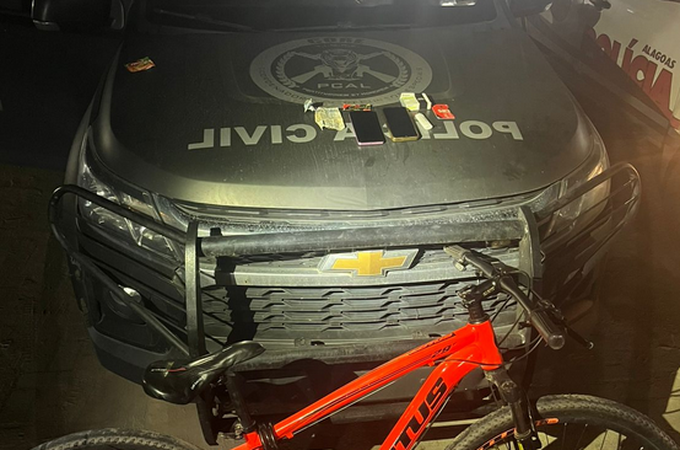 Homem é preso em flagrante após denúncia de invasão em condomínio no Benedito Bentes