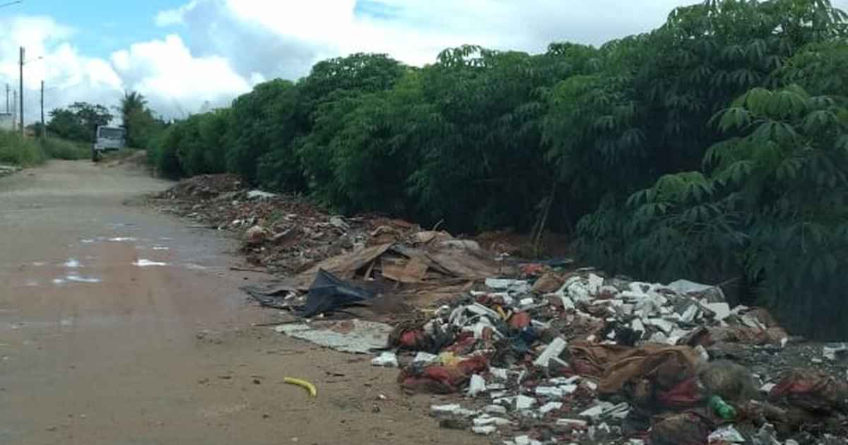 Vídeo Bairros de Arapiraca sofrem com acúmulo de lixo em ruas e terrenos baldios Já é notícia