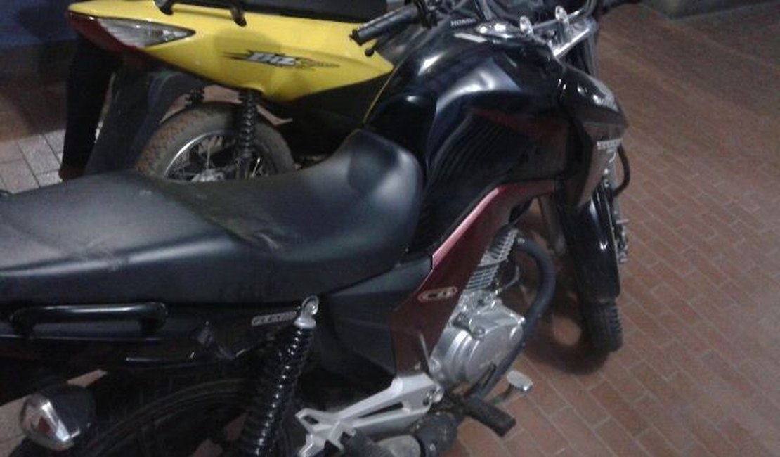 Bandido abandona moto roubada após cair no bairro Brasília, em Arapiraca