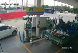 Cilindro de carro explode durante abastecimento em posto de SP