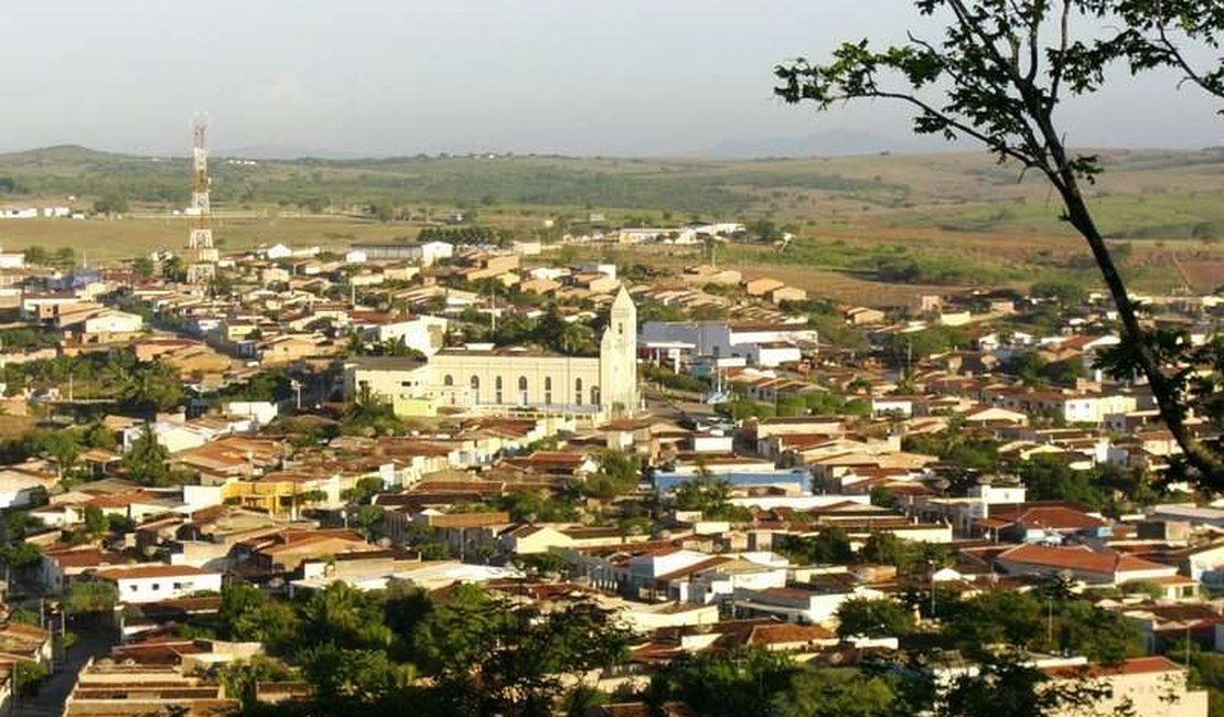 Jovem é executado a tiros dentro de casa no município de Batalha