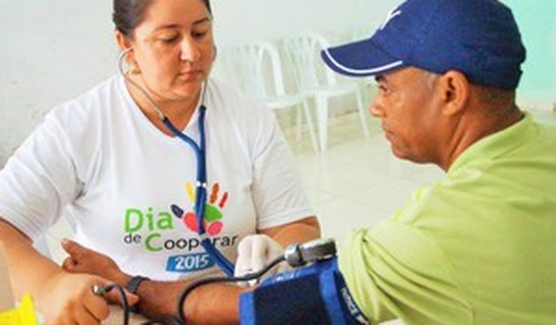 Cooperativas oferecem serviços gratuitos para população de Arapiraca