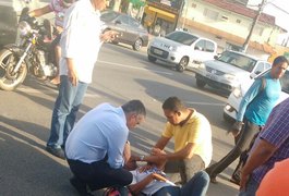 Motociclista fica ferido após colidir contra carro do ex-secretário Alfredo Gaspar