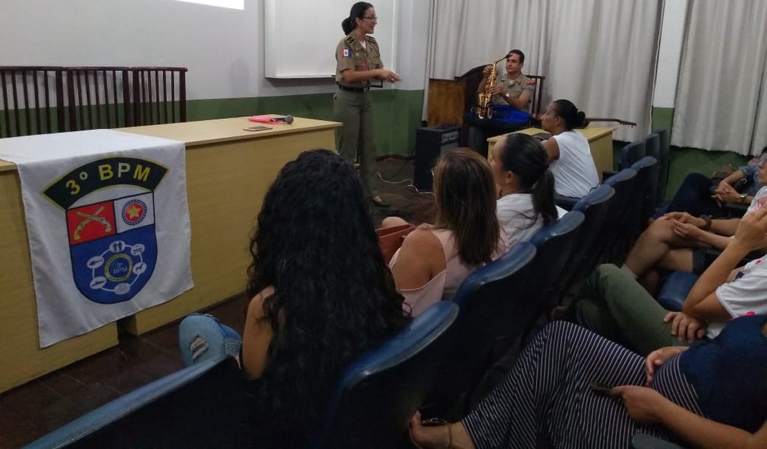 3° BPM realiza ação com militares e familiares em alusão ao Outubro Rosa