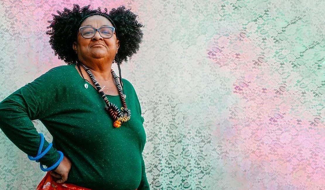 Morre Dona Jacira, mãe de Emicida e Fióti, aos 60 anos