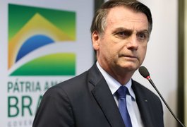 Bolsonaro diz ter hérnia e que pode fazer nova inspeção de saúde