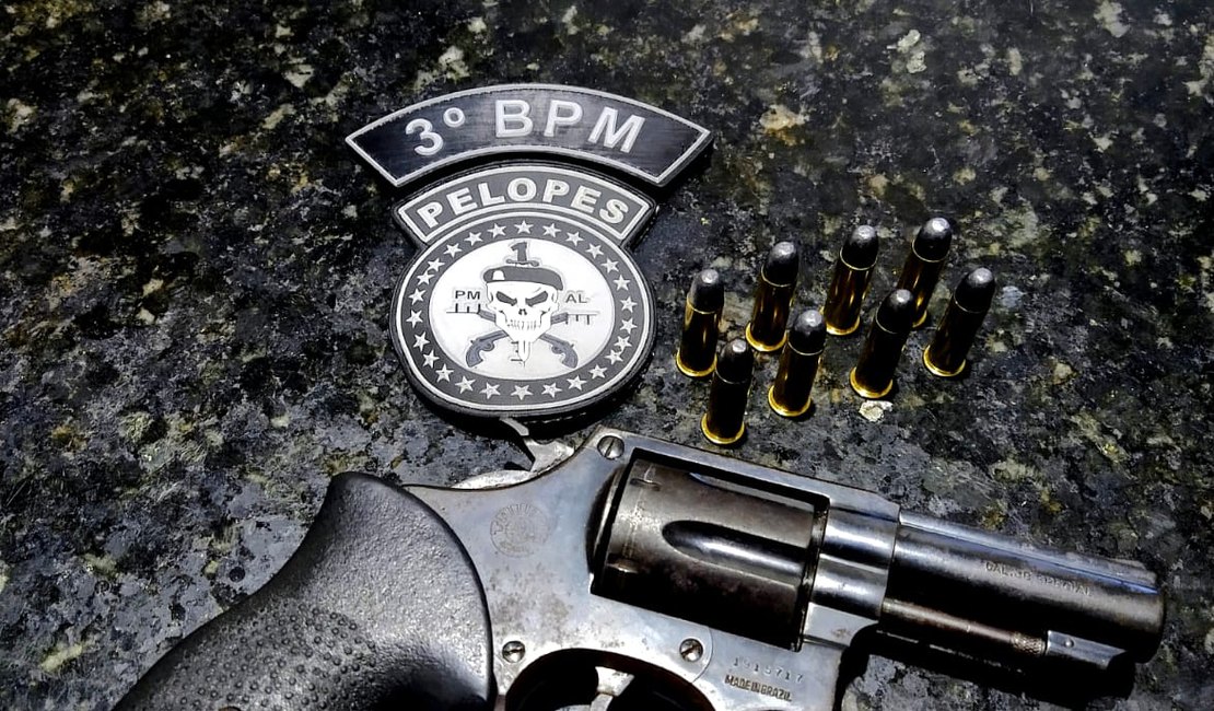 Denúncia de suposto desmanche de motos termina com um preso e arma apreendida, no Agreste