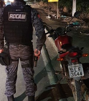 Rocam do 3º BPM recupera motocicleta com queixa de roubo no bairro Bom Sucesso, em Arapiraca