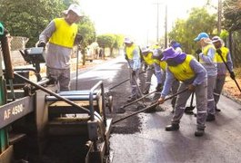 Prefeitura de Arapiraca inicia pavimentação de 55 ruas no Bonsucesso, Planalto e Massaranduba