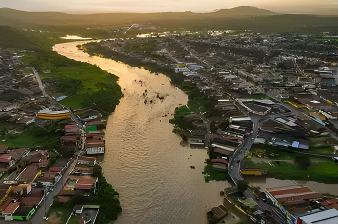 Rio São Miguel está perto de transbordar em cidades do interior alagoano, alerta Semarh