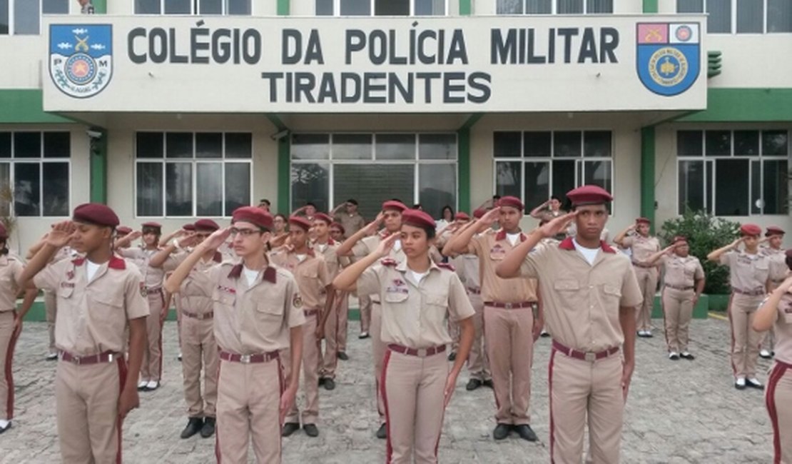 Divulgados editais de seleção de estudantes para o Colégio Tiradentes