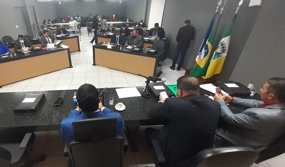 Vereadores aprovam projeto de resolução onde a Sala de Imprensa da Câmara de Arapiraca receberá o nome de Cláudio Roberto