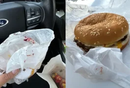 Mãe denuncia rede de fast-food após receber lanche com sangue