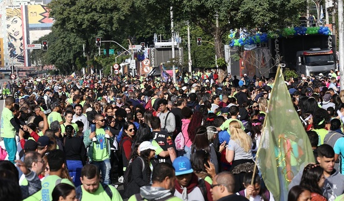 Marcha para Jesus reúne multidão em São Paulo