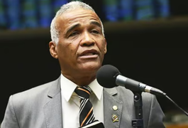 Deputado baiano critica Trump e diz que ele 'está agindo como chefe de boca de fumo'