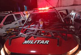 PM prende foragidos da Justiça e apreende 26 armas durante ocorrências em Maceió