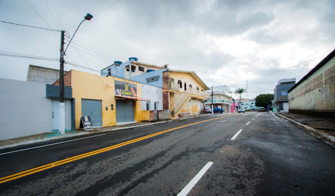 Governador entrega obras do Pró- Estrada e assina convênio para reforma de hospital em São José da Laje