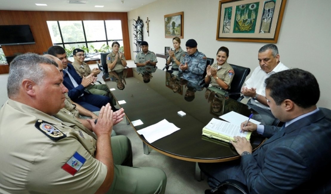 Governo não vai mais recorrer contra precários da reserva técnica da PM 2006