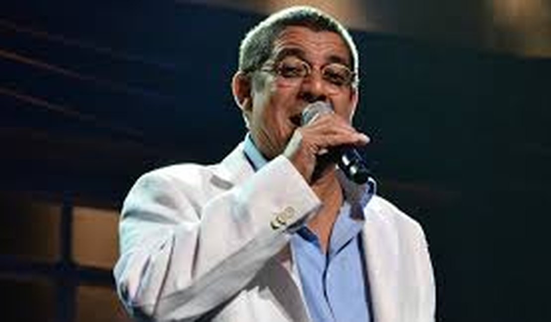 Zeca Pagodinho é condenado a três anos por fraude em contratos