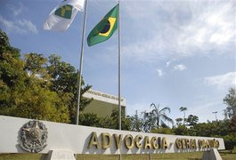AGU pede suspensão de processos contra nomeação de Lula para a Casa Civil