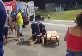 Colisão entre carro e moto deixa casal e criança feridos em Arapiraca