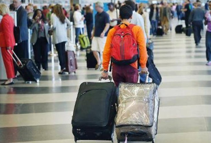 Preço de passagem aérea cairá com fim da franquia de bagagem