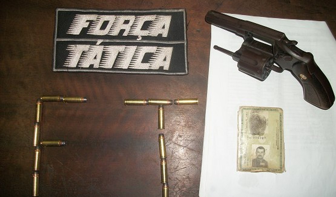 Força Tática apreende idoso com arma de fogo em Arapiraca