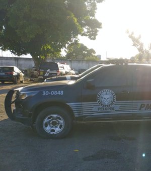 Homem de 32 anos com sintomas de embriaguez é preso após agredir a esposa de 25 no Centro de Arapiraca