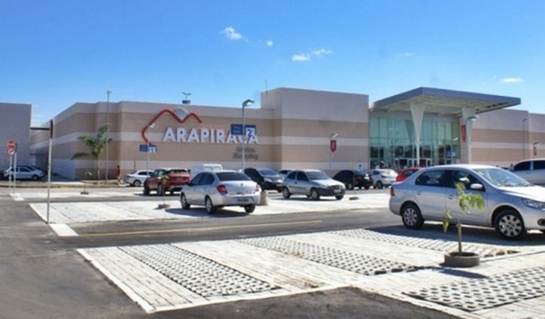 Sem décimo e férias, seguranças do Arapiraca Garden Shopping sofrem com descaso