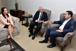 Governador promete apoiar parcerias entre estado e Prefeitura de Arapiraca