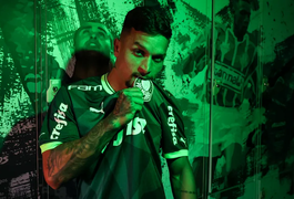 Palmeiras anuncia oficialmente a contratação de Artur até 2027