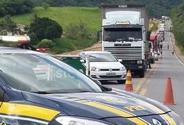 Trecho da BR-101 em Flexeiras vai ser interditado para detonação de rochas