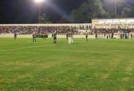 ASA supera expulsão de zagueiro e vence o clássico contra o CSE com gols no 2º tempo