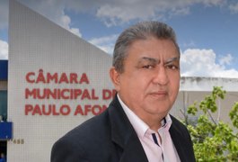 Professor Cícero Romão morre após mal súbito em frente à Prefeitura de Paulo Afonso