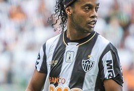 Atlético-MG anuncia renovação contratual de Ronaldinho Gaúcho