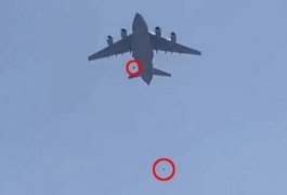 Duas pessoas 'caem de avião' ao tentar fugir de Cabul com a chegada do Talibã