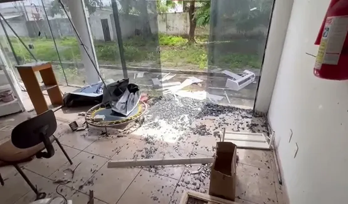 Museu da História da Medicina de Alagoas é depredado e ladrões furtam cerca de 500 peças