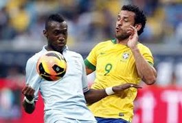 Brasil impõe o melhor futebol e vence França: 3 a 0