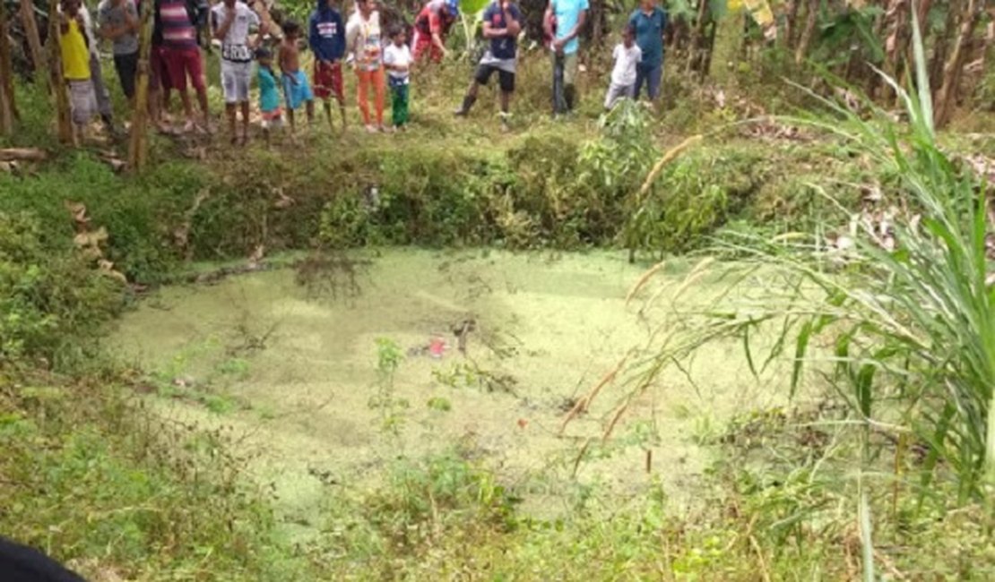 Vídeo. Criança de dois anos é encontrada morta em barragem com pedra amarrada no pescoço