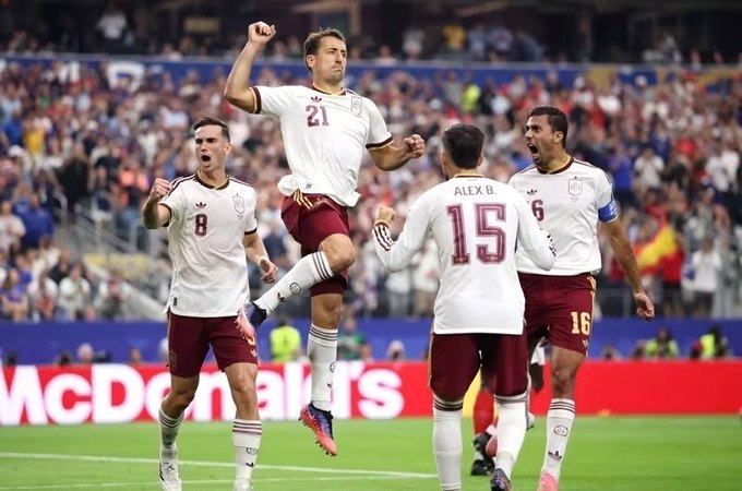 Espanha vence a França por 2 a 0 e garante vaga na final da Copa do Mundo