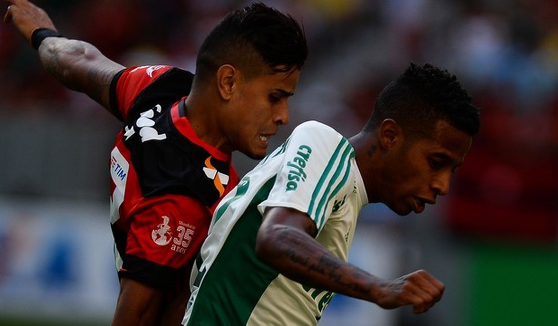 Palmeiras vence o Flamengo no Mané Garrinhca e entra no G4; veja os gols