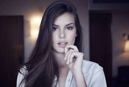 Camila Queiroz comenta fim de 'Verdades Secretas': “Peguei a dor da Angel para mim”