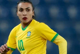Alagoana Marta volta a defender a seleção brasileira; veja destaques da TV
