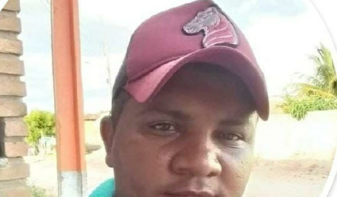 Com esposa no carro, homem é assassinado ao voltar da feira em Pariconha