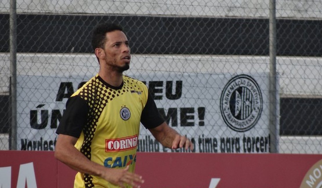 Samuel recebe 3º cartão amarelo e está fora do jogo contra o Palmeiras