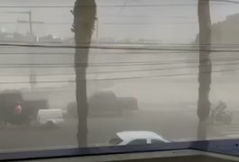 'Tempestade de areia' assusta moradores de Petrolina (PE) e Juazeiro (BA)