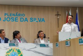 “Aeroporto Costa dos Corais terá primeira etapa entregue no primeiro semestre”, diz governador após sobrevoo