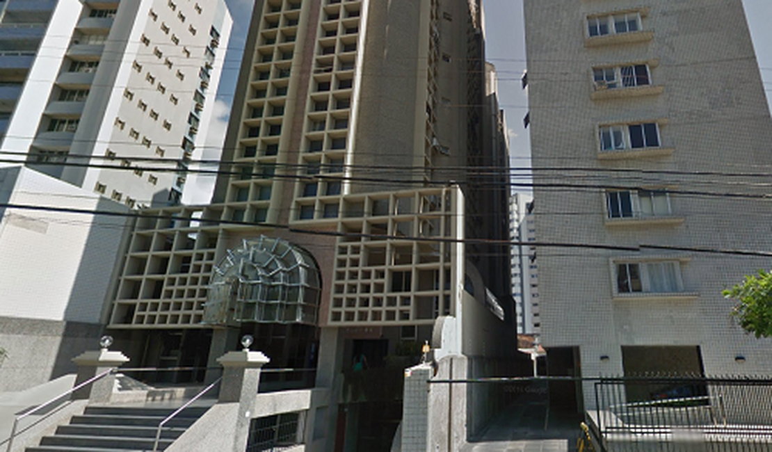 Jovem despenca de 9º andar de edifício no Farol, em Maceió