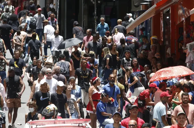 IBGE revela nomes e sobrenomes mais comuns do Brasil; confira a lista